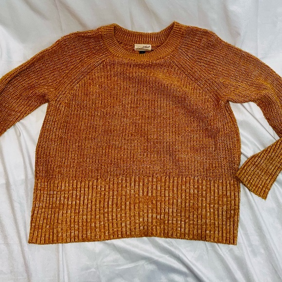 Universal Thread Target Crewneck Sweater Raglan Sleeve Mustard Yellow Women’s XL - Picture 3 of 8